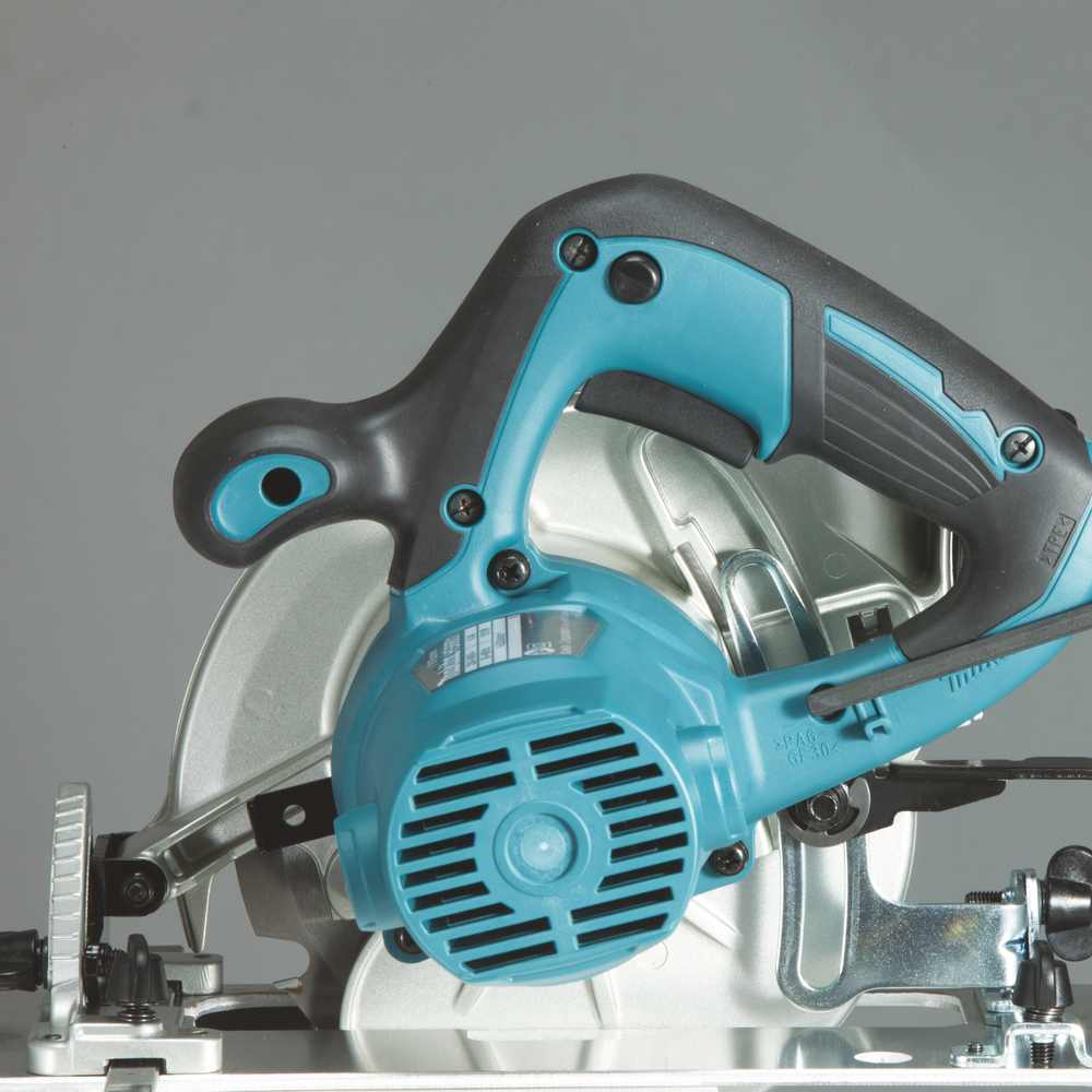 Elektrische Handkreissäge, Makita HS6601J